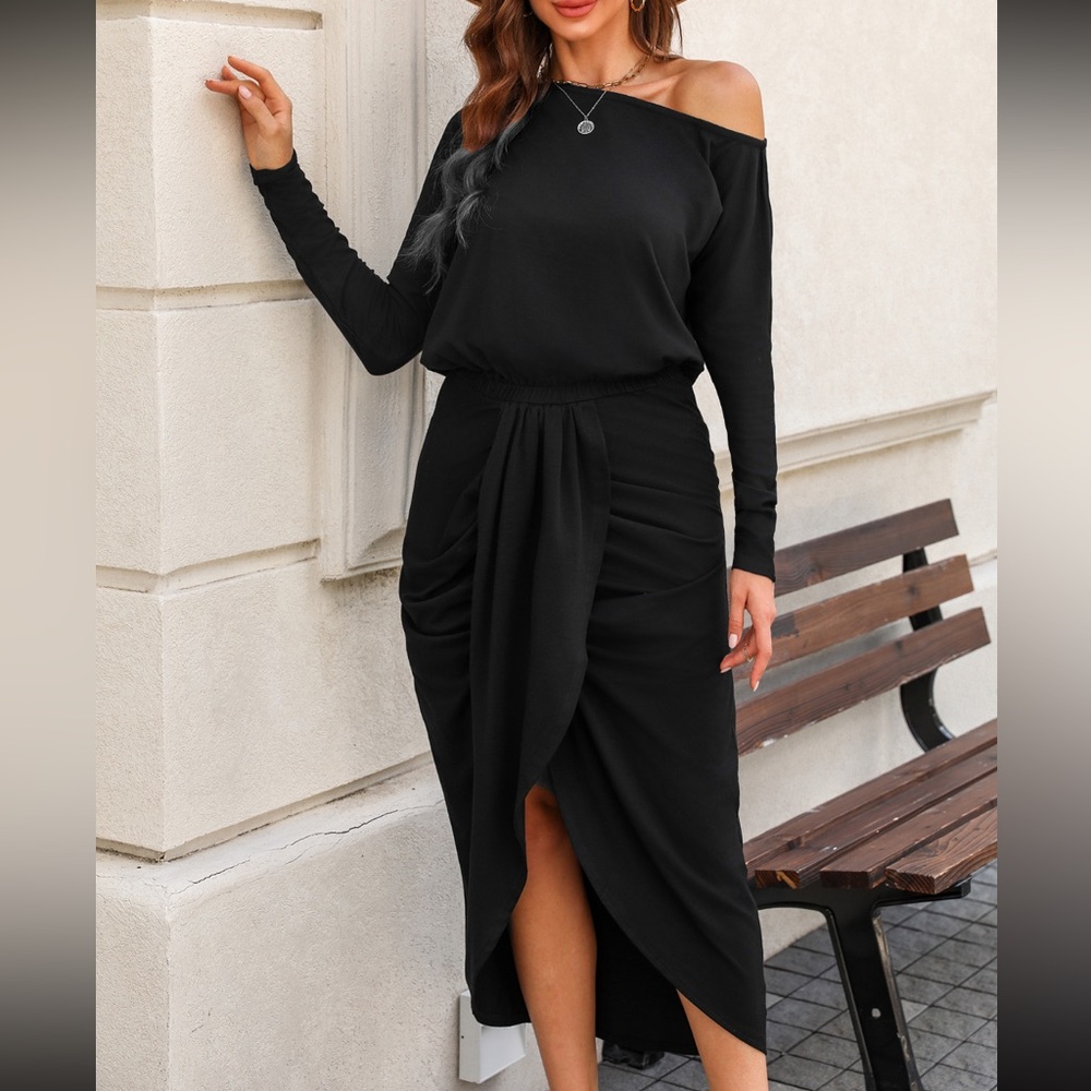 Cupshe Black One-Shoulder Long Sleeve Maxi Dress - Picture 3 of 5